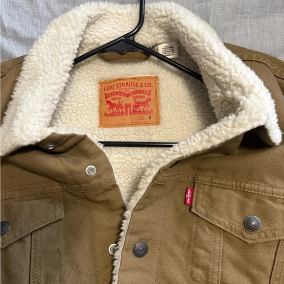 Levi's Men's Tan Sherpa Collar Jacket - Picture 4 of 4